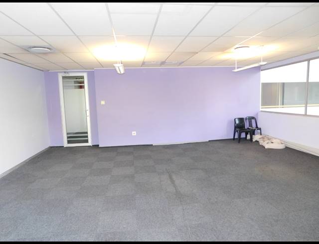 179M² OFFICE TO LET IN RANDBURG CENTRAL